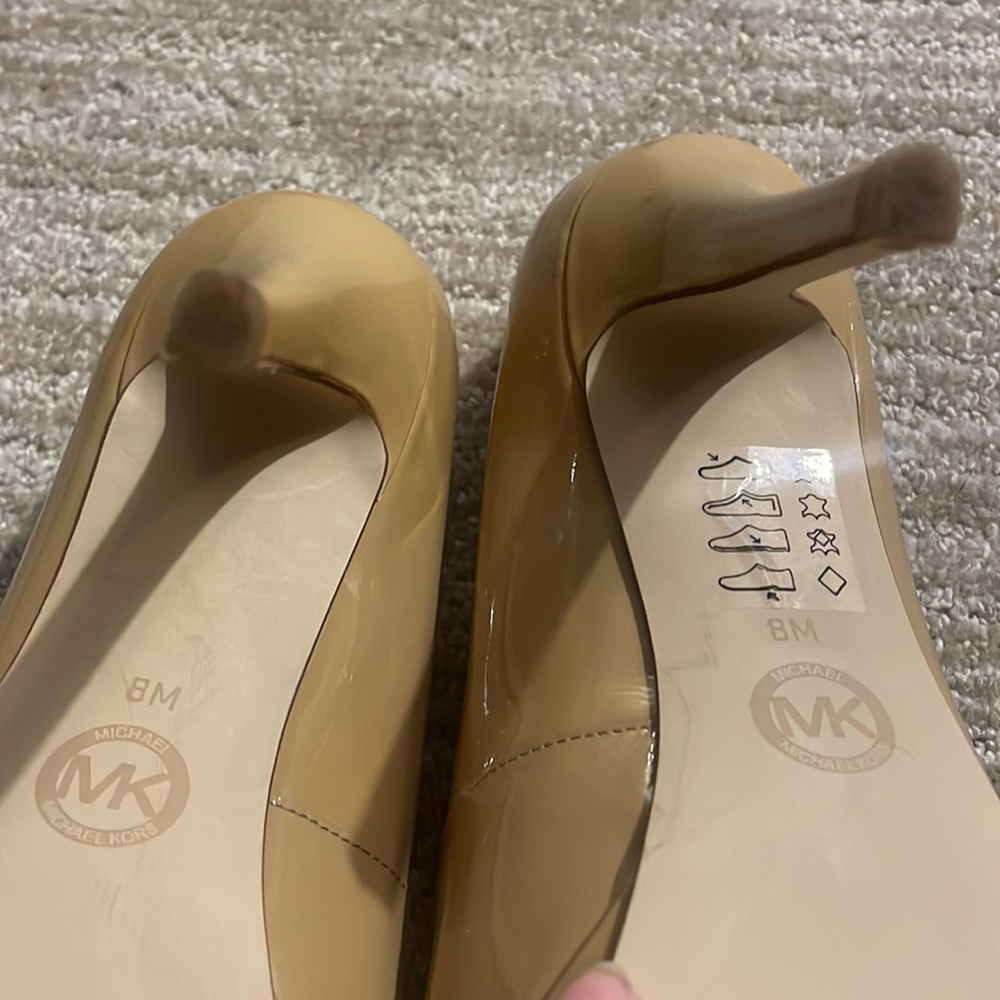 MICHAEL KORS HEELS - Picture 5 of 7